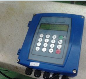 উচ্চ নির্ভুলতা পোর্টেবল Flowmeter, অনলাইন অতিস্বনক ফ্লো মিটার TUF 2000